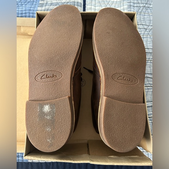 Clarks - Picture 2 of 6